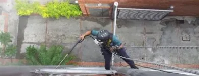 La imagen 5 de la Empresa CORPORACIÓN 10313 C.A. Servicio Integral de Limpieza y Mantenimiento de Fachadas en Caracas M