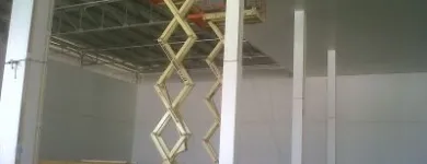 La imagen 2 de la Empresa P & V INVERSIONES, C.A. Scissorlift en Valencia G