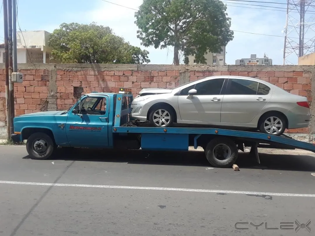 La imagen 2 de la Empresa RETRAMAR GRUAS EN MARACAIBO
