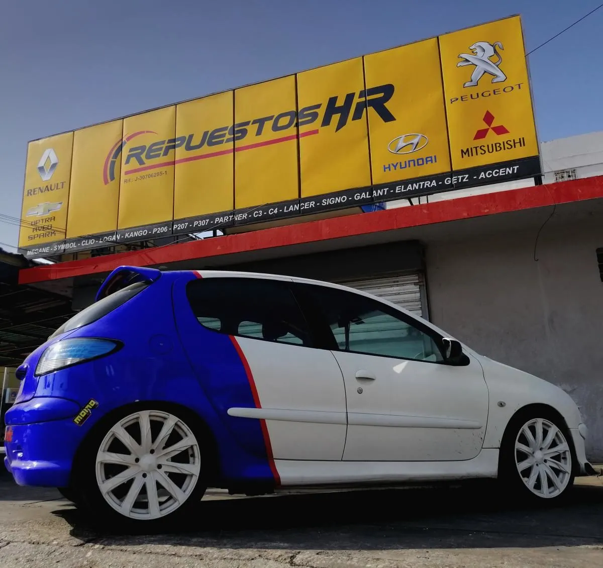 La imagen 3 de la Empresa REPUESTOS HR C.A.