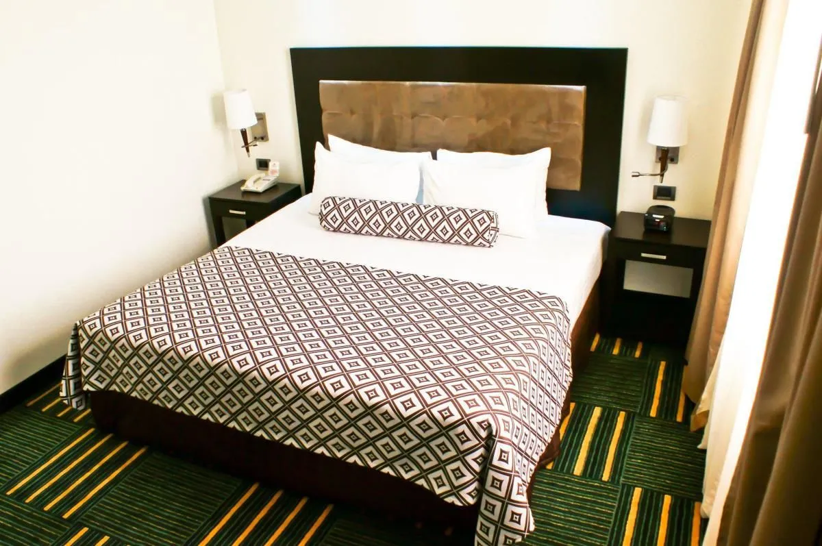 La imagen 9 de la Empresa CROWNE PLAZA MARUMA HOTEL & CASINO