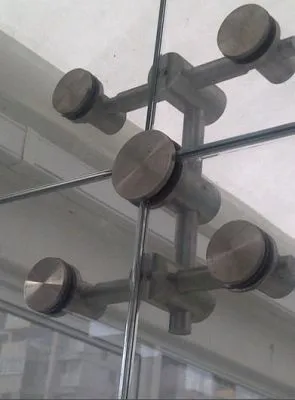 La imagen 6 de la Empresa CRISTALERIA CORPOSILEX